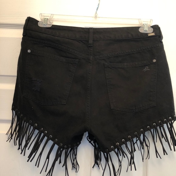 EUC DL1961 black high rise fringe size 31 shorts - Picture 3 of 8